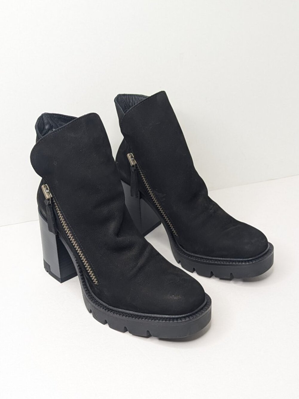 Bueno Elliot Ankle Booties Black Leather Womens 38 EU (US 7.5-8)